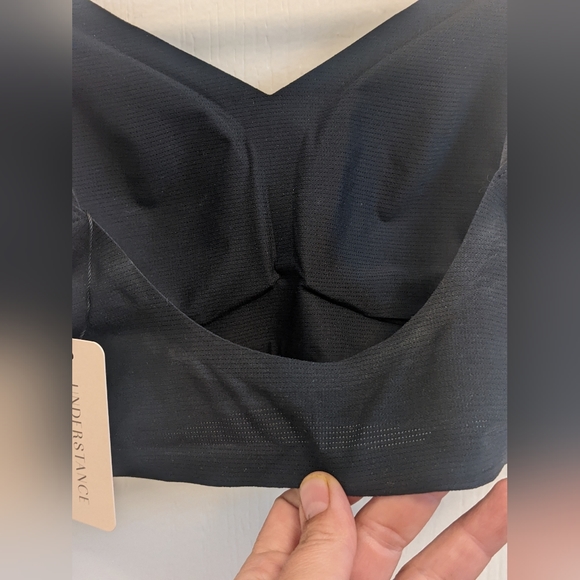 Understance No Bra BreatheEasy Small - Picture 5 of 9